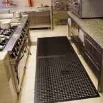 the kitchen floor anti-slip mat