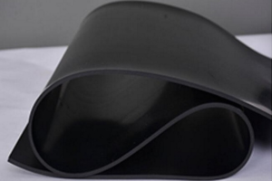 What are the construction methods for insulating rubber sheets